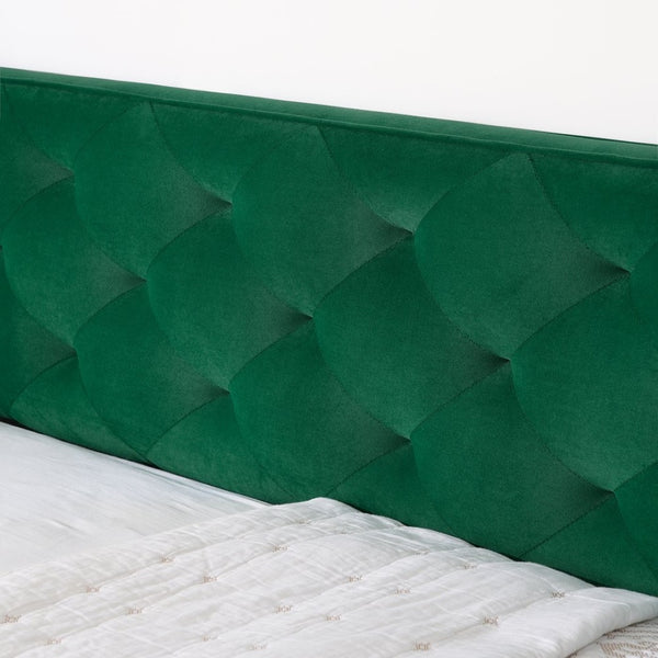 English Elm Twin Linen Tufted Daybed with Pop up Trundle and Usb Port for Guest Rooms Green W1413S00130