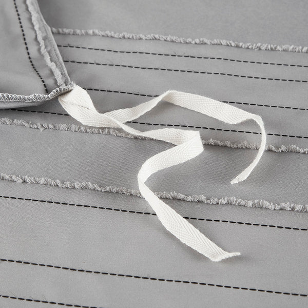 JLA Home Intelligent Design - Cationic Soft-Feel Clip Jacquard Duvet Cover Set with Textured Stripes and Coordinating Throw Pillow 90 L x 68 W x 0.13H ID12-2302