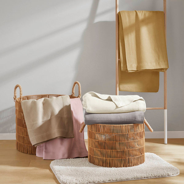 JLA Home Madison Park - Blanket crafted from 100% Egyptian cotton—ultra-soft, breathable, durable throw that resists pilling & shrinkage Mustard MP51N-8849