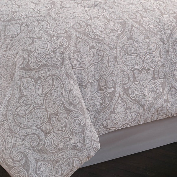 English Elm Winthrop 9-Piece Queen Comforter Set – Elegant Grey Jacquard Bedding Ensemble With Decorative Pillows B340P340581-GIGA