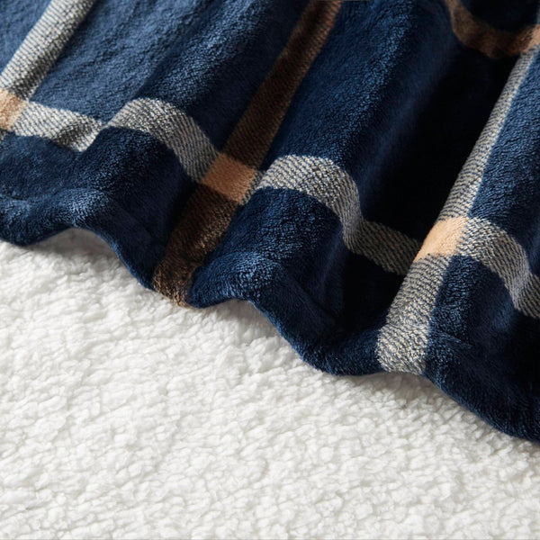 English Elm 1-piece Aztec Heated Throw with 12 Settings Auto Shutoff Soft Ivory Boho Blanket Navy Multi B035P408332