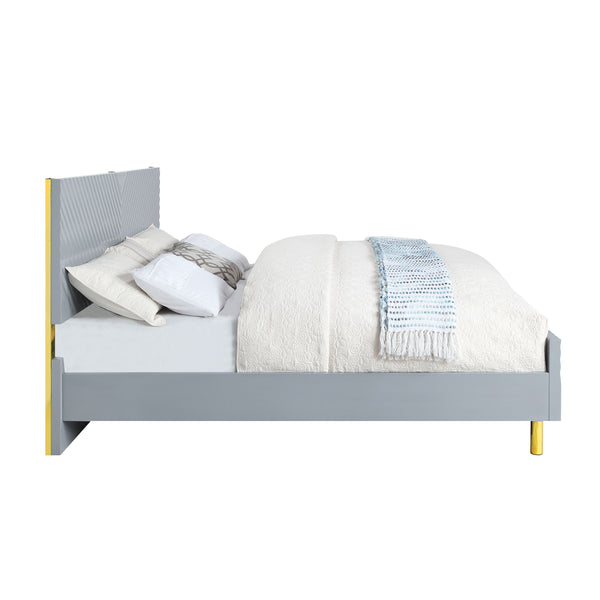 English Elm Gaines High Gloss EK Bed Frame with Wave Pattern Headboard, Metal Legs, 39 Slats, 660lb Capacity Gray 85.75 L x 18.74 W x 6.77 H B2726S00482