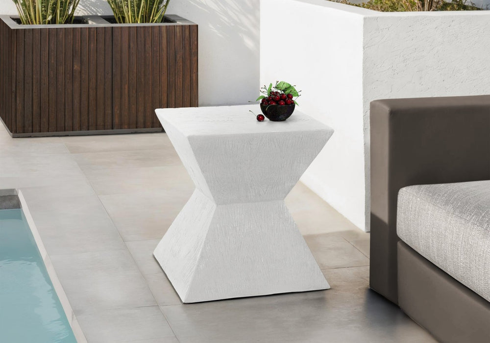 English Elm Accent Table White Wood Grain Top Geometric Modern Side for Indoor Outdoor Use B2710P461684