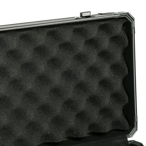 English Elm Soozier 500 Clay Poker Chip Set with Aluminum Case Two Card Decks and Dice W2225P217202