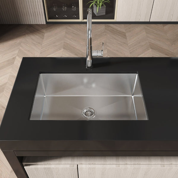 English Elm Stainless Steel Undermount Kitchen Sink Handmade Single Bowl Nano Brushed Finish T3177P286042