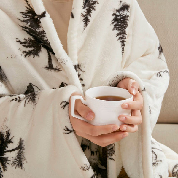 English Elm 1-piece Aztec Heated Throw with 12 Settings Auto Shutoff Soft Ivory Boho Blanket B035P408333