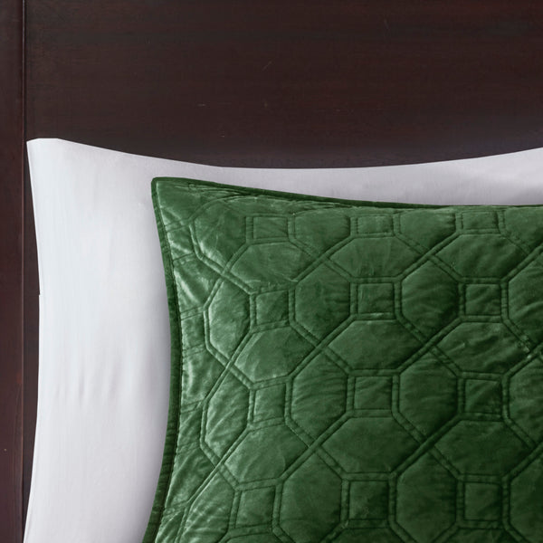 English Elm 3 Velvet Quilt Set Full/Queen with Geometric Quilting, Soft Antimicrobial Velvet Texture, Cozy Layering Green 17.72 L x 16.14 W x 7.09 H B03597556