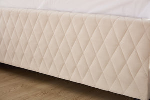 English Elm Upholstered Velvet Daybed with Pull Out Trundle Diamond Tufted Guest Bedroom Sofa Beige W1361S00069