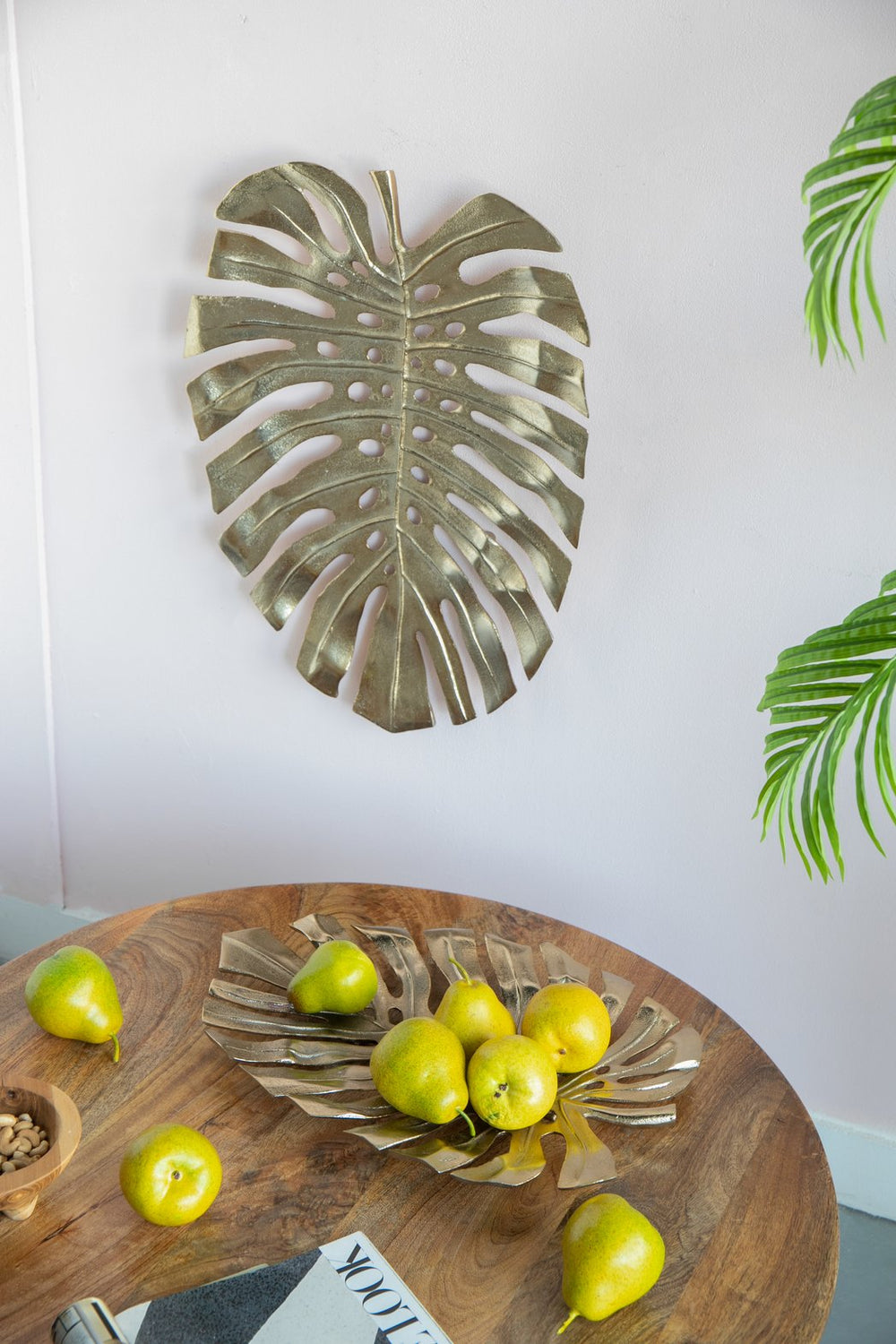 English Elm 18.9x13.4x1.4" Gold Monstera Leaf Wall Décor — Elegant Aluminum Leaf Accent for Wall or Tabletop Display, Modern Home Statement W2078P293122