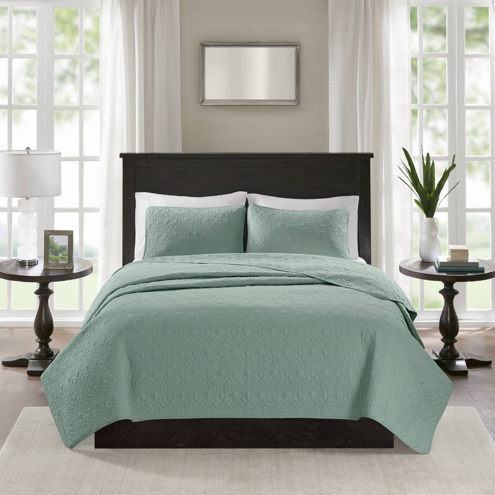JLA Home Madison Park - 3 Reversible Quilt Set with Textured Stitching, Prewashed Cotton Fill, Antimicrobial Freshness, Machine Washable Seafoam MP13-154