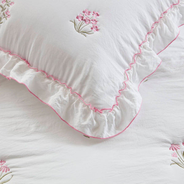 English Elm 3-piece Floral Embroidered Quilt Set Ruffled Trim Romantic Bedding for Full Queen Beds White+Pink B035P463192