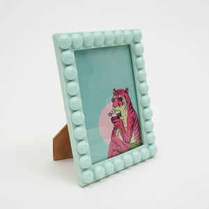 English Elm Elegant Powder Blue Candy Frame 4x6 Resin Picture Frame — Modern Lilac Charm for Shelves & Desks B346P356165