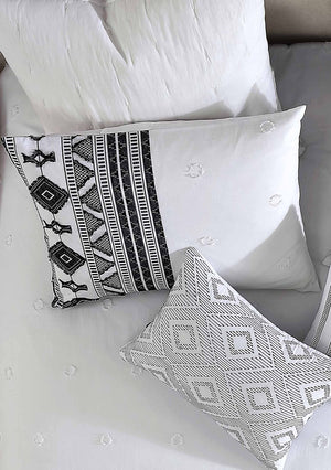 English Elm Nichols 5-Piece Queen Comforter Set In Black – Soft Cotton, Elegant Design, Easy Care & Machine Washable B340P341921