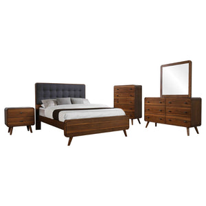 English Elm Warwick Queen Bedroom Set with Leatherette Headboard in Modern Cocoa Finish B062S00729