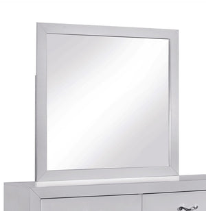 English Elm Moreland Sparkling White Laminate Wall Mirror with Low Distortion Glass for Bedroom B078P497907