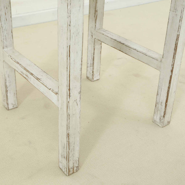 Lilys Song Side Table Antique Off White 9091-W