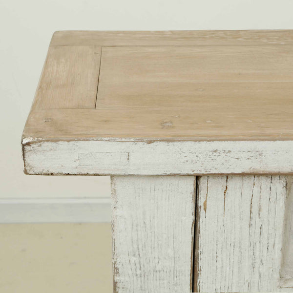 Lilys Amalfi Patrician Two Tones Cabinet Distressed White 51X16X37H 9096-S