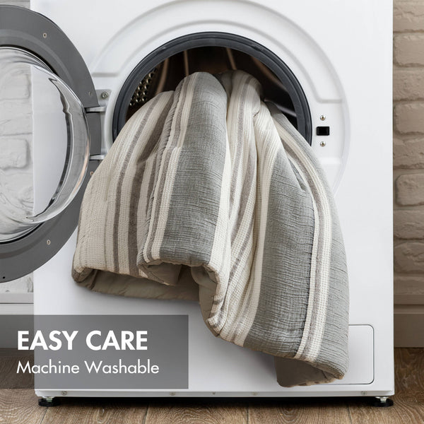 JLA Home Woolrich - Comforter Oversized 3-Piece Set with Breathable Cotton Gauze, Plush Poly-Fill & OEKO-TEX Comfort Grey WR10-4046