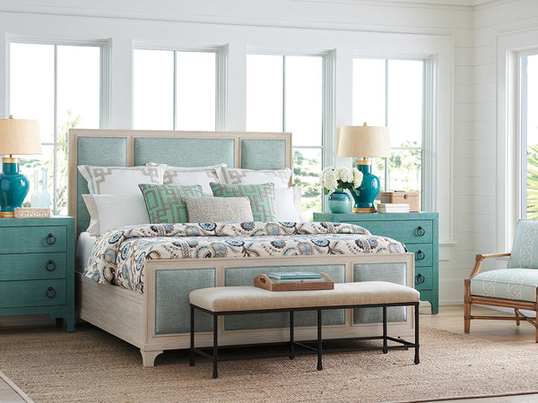 Lexington Barclay Butera Ruby Bed Bench - Elegant Coastal-inspired Design With Aged Bronze Finish And Soft Upholstered Cushion Sandstone  920-537-01