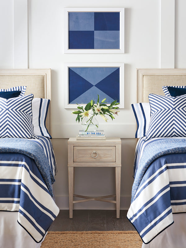 Lexington Barclay Butera Clay Night Table With Full-extension Drawer And Tapered Legs - Coastal-inspired Sophistication Sailcloth  921-622