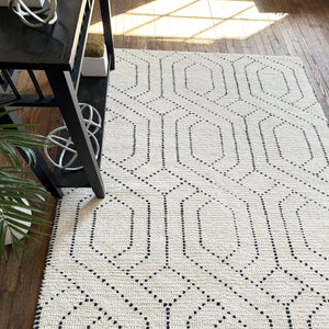 Capel Rugs Geometrics Hand-woven 100% Wool Rug From India – Luxurious Comfort With Stunning Geometric Designs Ivory Black, Black 100% Wool 9226rs07090909630