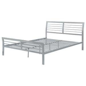 English Elm Fielding Silver Queen Metal Bed with Modern Nautical Design, Silver Finish, Clean Horizontal Lines for Contemporary Bedrooms B062S01089