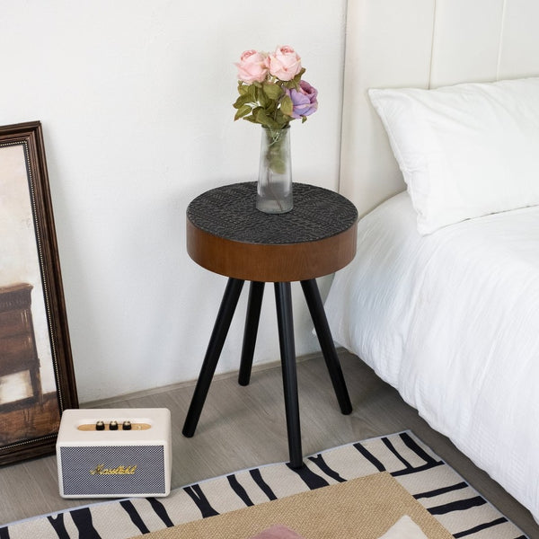English Elm 15.7-inch Round Carved Mdf Accent Table Distressed Vintage Style for Bedroom or Living Room W3935P406044