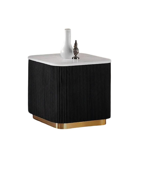 English Elm Contemporary Square End Table With Marble Top, Gold Accents & Black Plinth Base For Modern Spaces B2741P395389