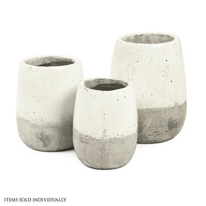 Distressed White Vase (9344M A25A) Zentique