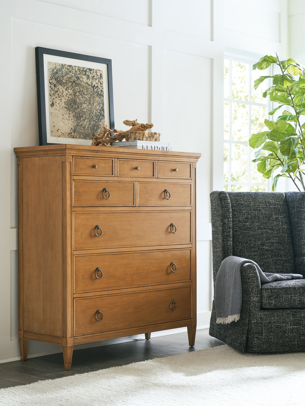 Lexington Barclay Butera Heisler Tall Drawer Chest - Elegant Storage Solution With 8 Soft-close Drawers And Timeless Design Table Rock  934-329