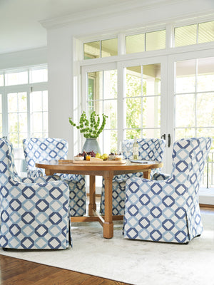 Lexington Barclay Butera Capistrano Dining Table: Timeless Elegance With Extendable Design For Cozy Gatherings And Dining Bliss Table Rock  934-875c