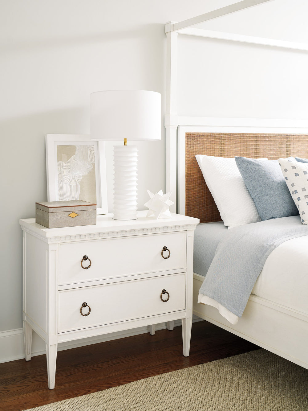 Lexington Barclay Butera Dartmoor Bachelor’S Chest: Elegant Storage Solution With Soft-close Drawers And Timeless Design Tides  935-624