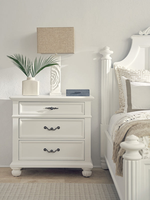 Lexington Barclay Butera Caruso Nightstand With Three Soft-closing Drawers And Elegant Fluted Bun Feet For Stylish Storage Polo Mallet White  937-621