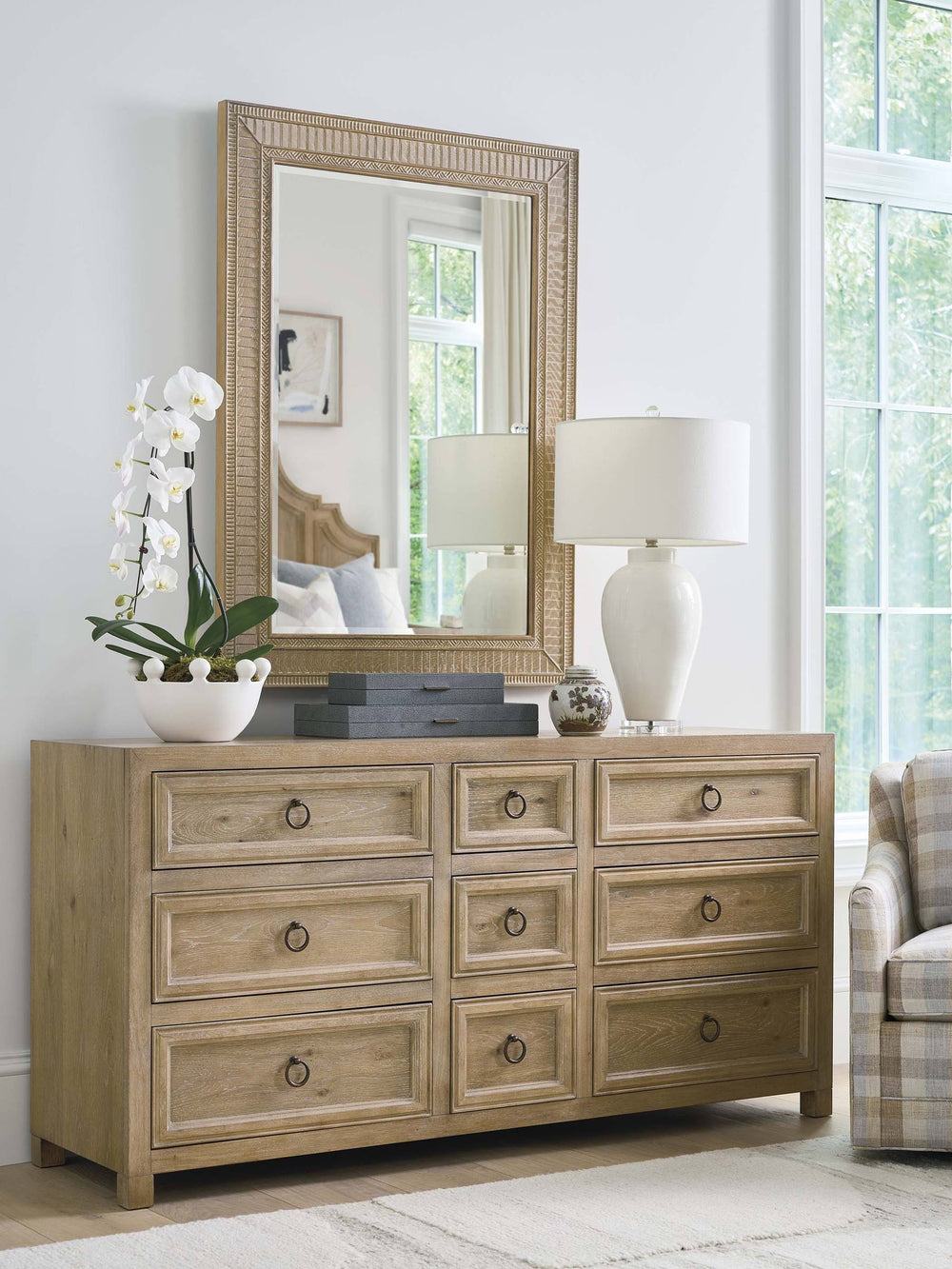 Lexington Hillcrest Nine Drawer Triple Dresser Soft Close Antique Bronze Pulls Bedroom 940-233