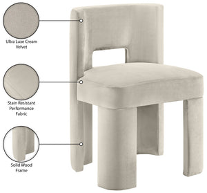Meridian Furniture Zuno Sculptural Velvet Upholstered Dining Chair with Solid Wood Frame for Modern Interiors Cream 945Cream-C