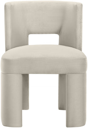 Meridian Furniture Zuno Sculptural Velvet Upholstered Dining Chair with Solid Wood Frame for Modern Interiors Cream 945Cream-C
