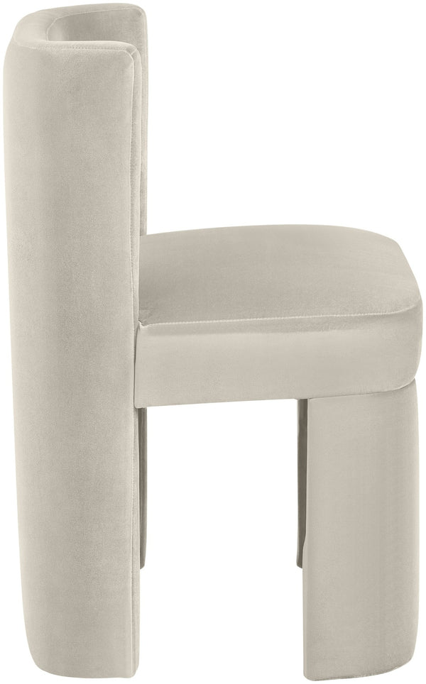 Meridian Furniture Zuno Sculptural Velvet Upholstered Dining Chair with Solid Wood Frame for Modern Interiors Cream 945Cream-C