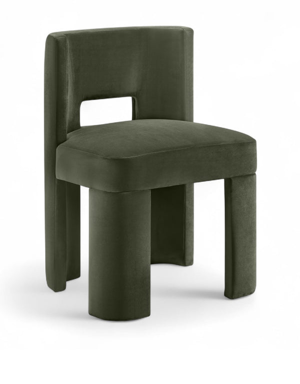 Meridian Furniture Zuno Sculptural Velvet Upholstered Dining Chair with Solid Wood Frame for Modern Interiors Green 945Green-C
