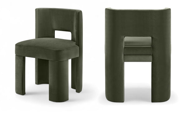 Meridian Furniture Zuno Sculptural Velvet Upholstered Dining Chair with Solid Wood Frame for Modern Interiors Green 945Green-C