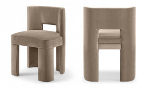 Meridian Furniture Zuno Sculptural Velvet Upholstered Dining Chair with Solid Wood Frame for Modern Interiors Taupe 945Taupe-C