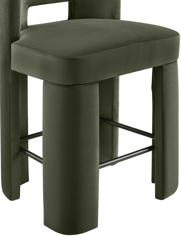 Meridian Furniture Zuno Velvet Upholstered Counter Stool with Solid Wood Frame and Matte Black Footrest for Kitchens Green 947Green-C