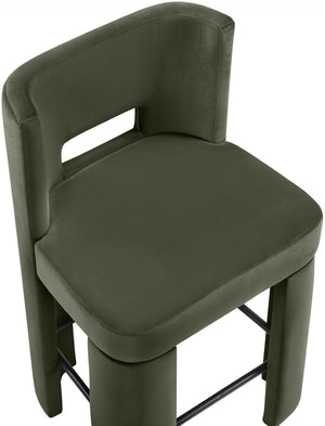 Meridian Furniture Zuno Velvet Upholstered Counter Stool with Solid Wood Frame and Matte Black Footrest for Kitchens Green 947Green-C