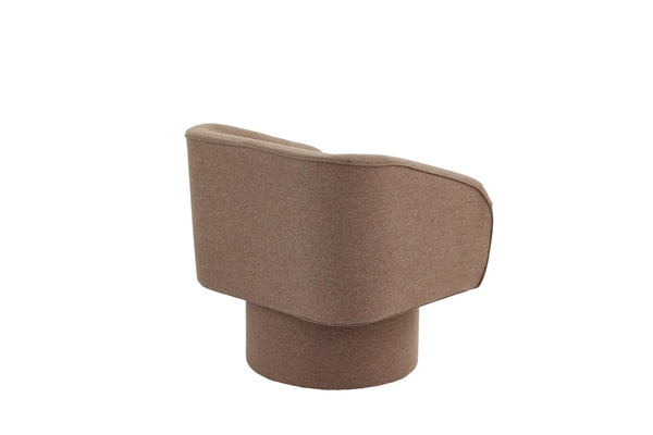 English Elm Classic Swivel Accent Chair with Linen-Like Upholstery, Modern Curved Design, Cozy Cushioning for Living Room Light Coffee 29 L x 20 W x 31 H B011P281855