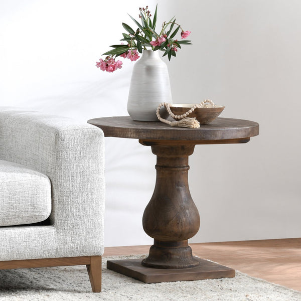 English Elm Biltmore Round End Table Aged Brown – Hand-Finished Solid Pine Pedestal, Rustic Reclaimed Charm B2723S00001