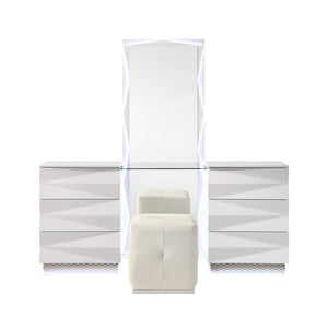 English Elm White Bedroom Vanity Set with Led Mirror Multiple Drawers and Contemporary Storage B2741S00883