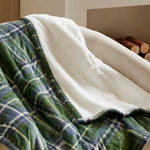 English Elm 1-piece Aztec Heated Throw with 12 Settings Auto Shutoff Soft Ivory Boho Blanket Green Plaid B035P408331
