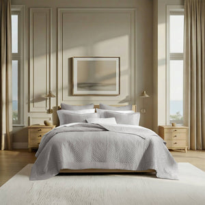 English Elm King Cotton Sateen Quilt Set Smooth Breathable Bedroom Layering Coverlet 3 Piece Light Gray B035P496601