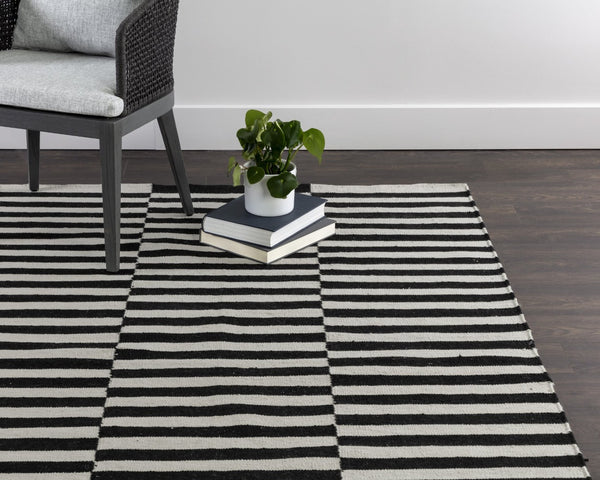 Sunpan ZIGBY Hand-Woven Black & Ivory Rug - 6' x 9' - Mid-Century Modern Design for Indoor & Outdoor Use 108747