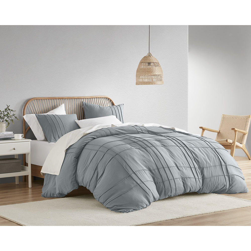 JLA Home Comfort Spaces - Soft Washed Pleated Duvet Cover Set with OEKO-TEX Soft Microfiber, Grid Pinch-Pleat, Button Closure, Breathable All-Season Comfort Blue/Grey AM12-0154