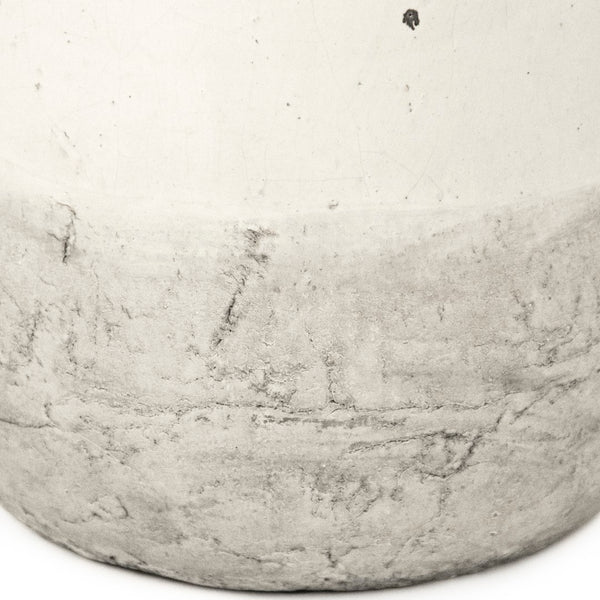 Distressed White Vase (9801L A25A) Zentique